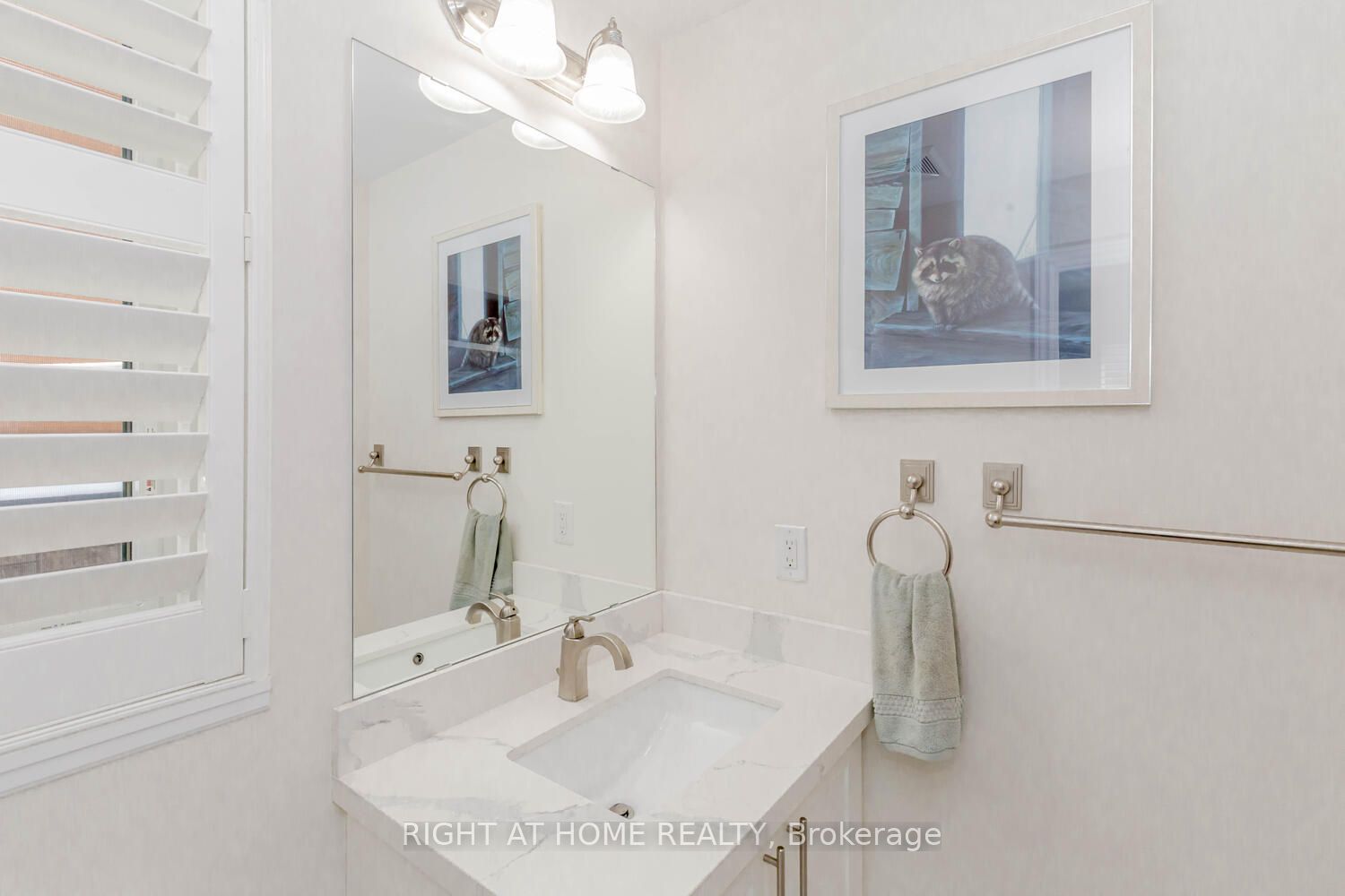 2370 Khalsa Gate, #207
