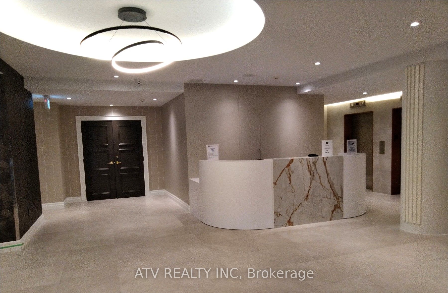 550 Webb Dr, #305