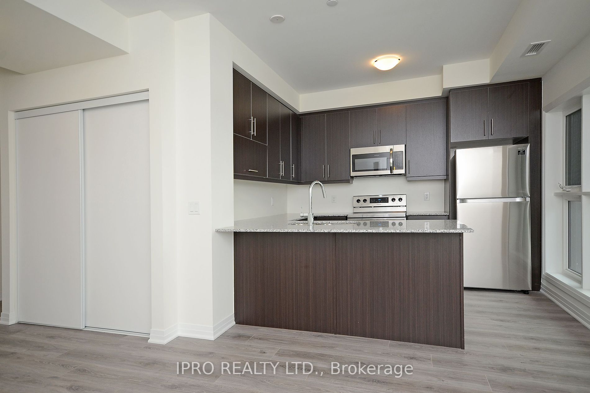 128 Grovewood Common, #435