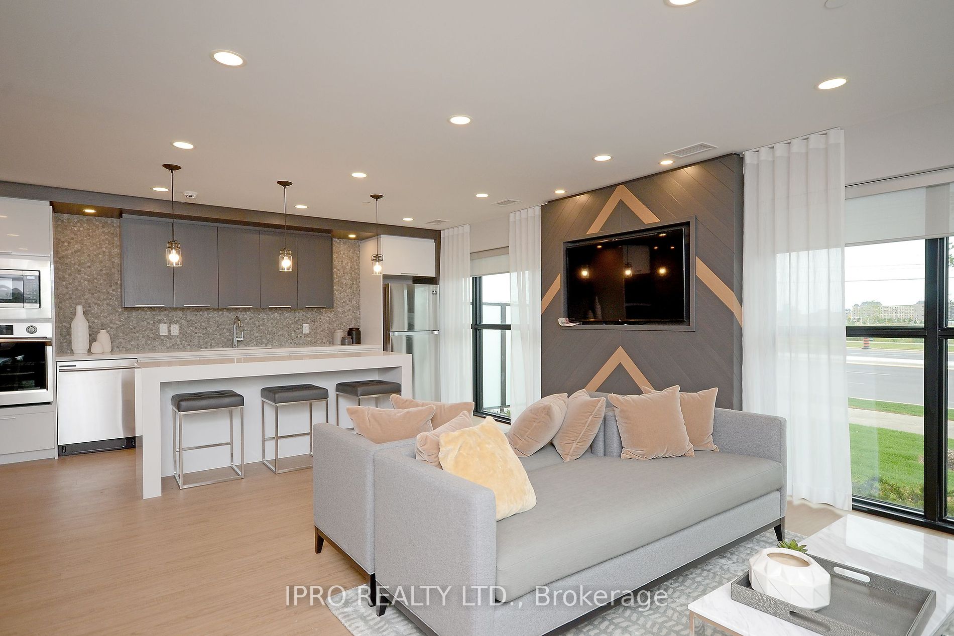 128 Grovewood Common, #435