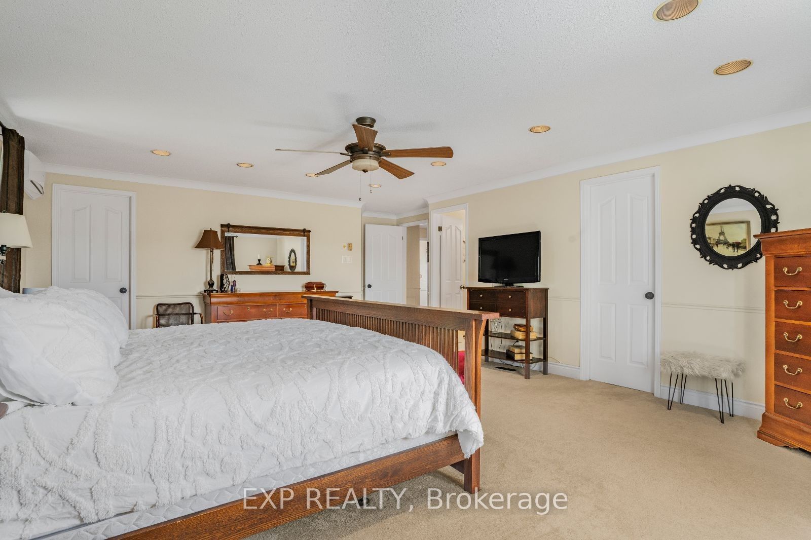 27 Caldwell Crescent