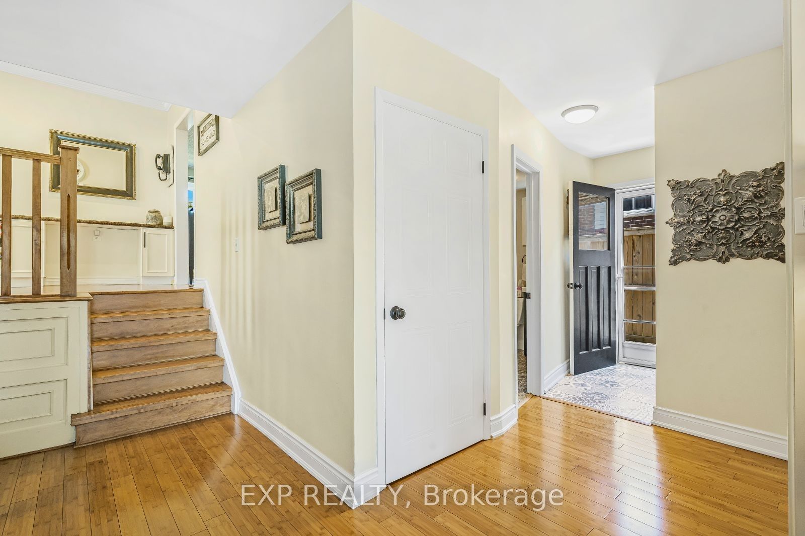 27 Caldwell Crescent