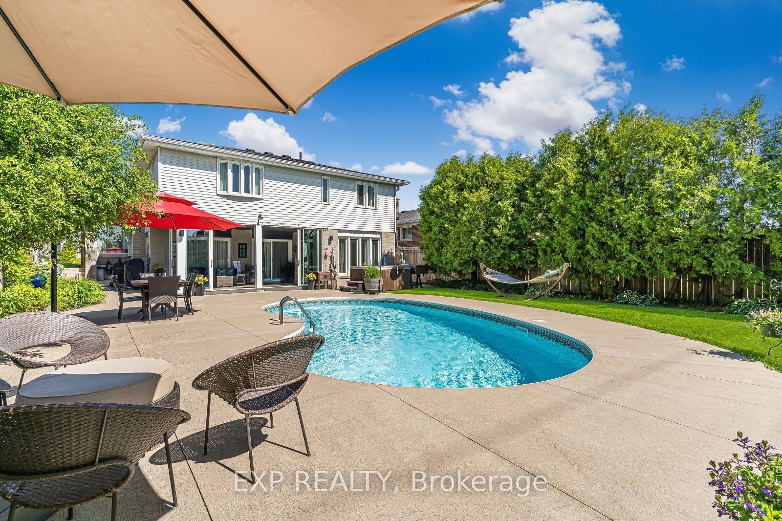 27 Caldwell Crescent