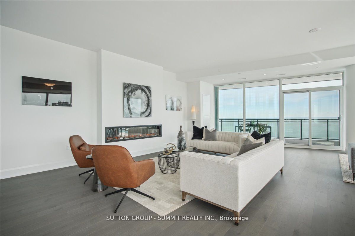 55 PORT Street E #702