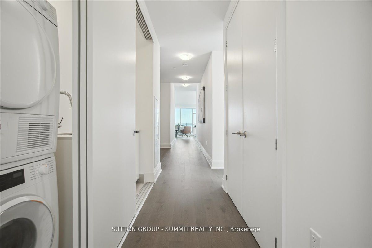 55 PORT Street E #702