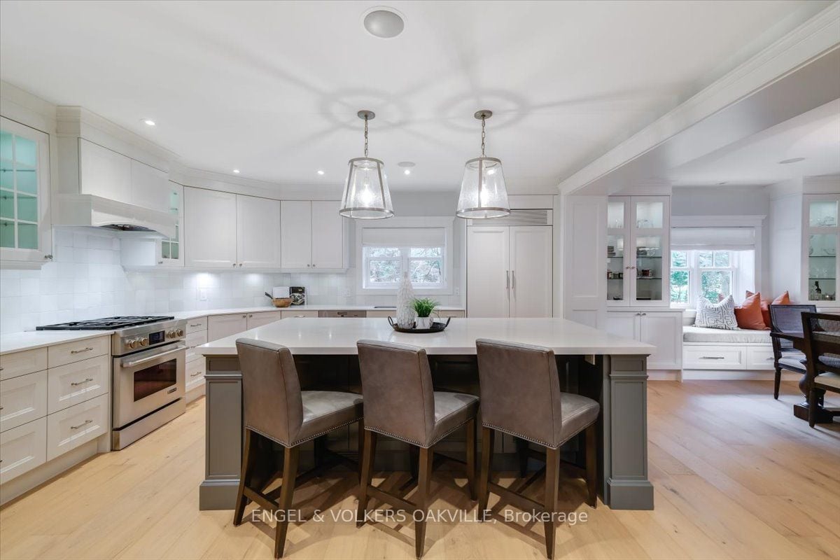 1330 Birchwood Heights Dr