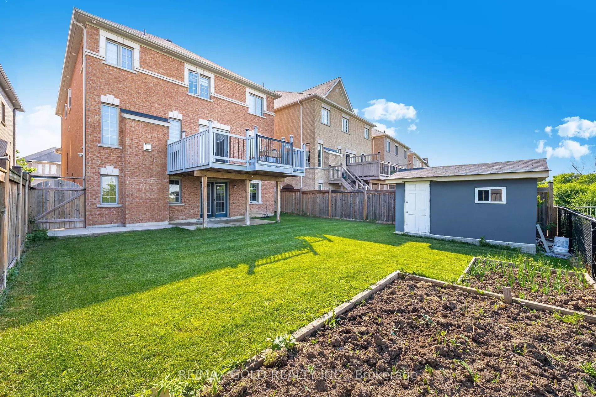 79 Apple Valley Way