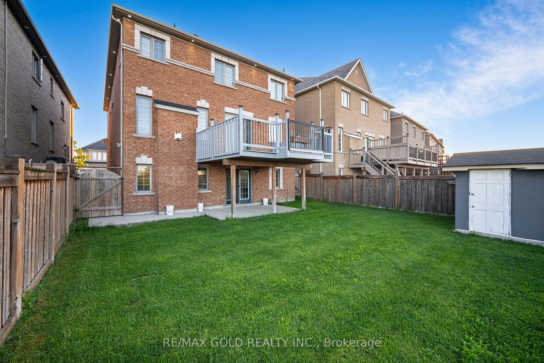 79 Apple Valley Way