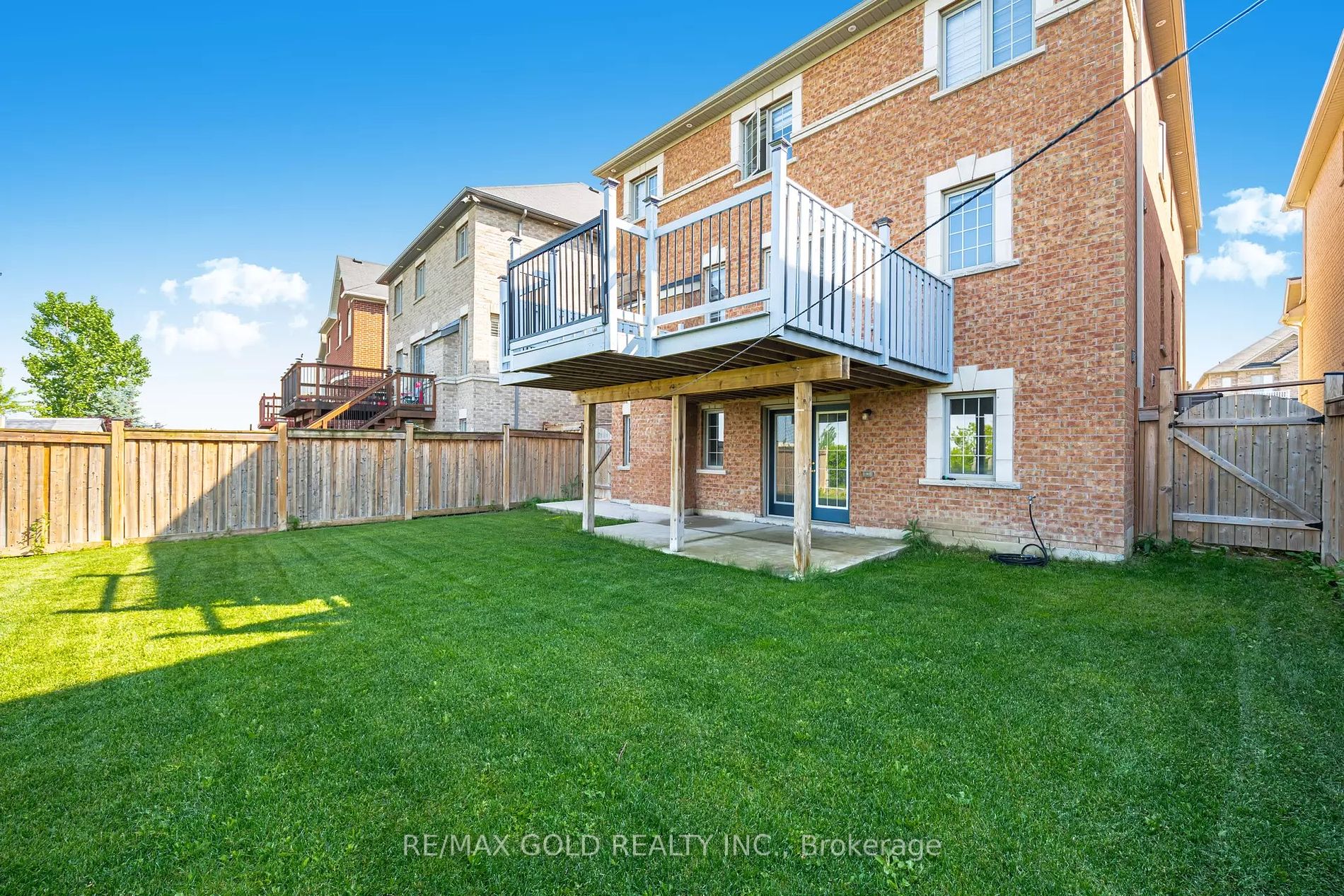 79 Apple Valley Way
