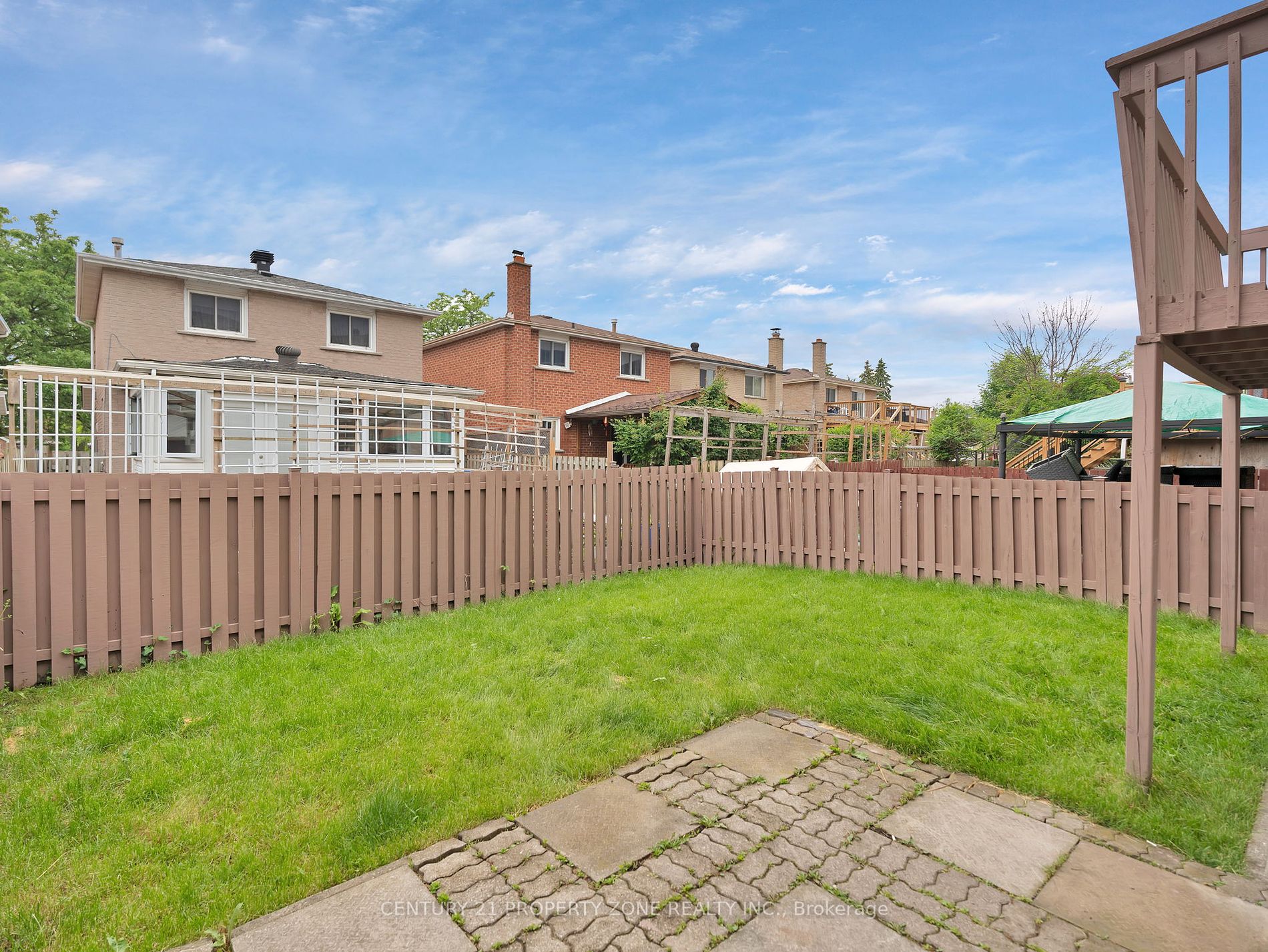 58 Schubert Cres