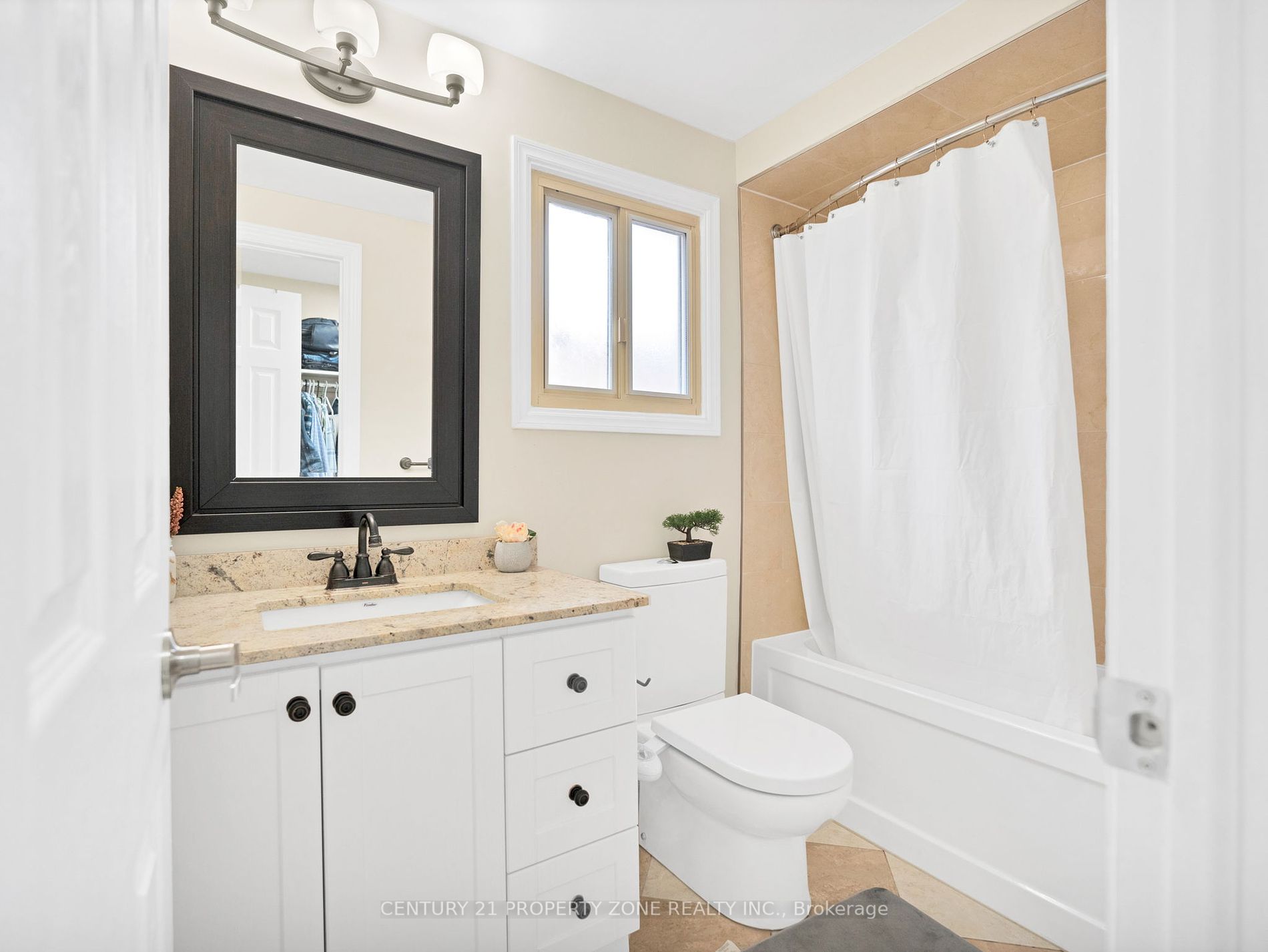 58 Schubert Cres