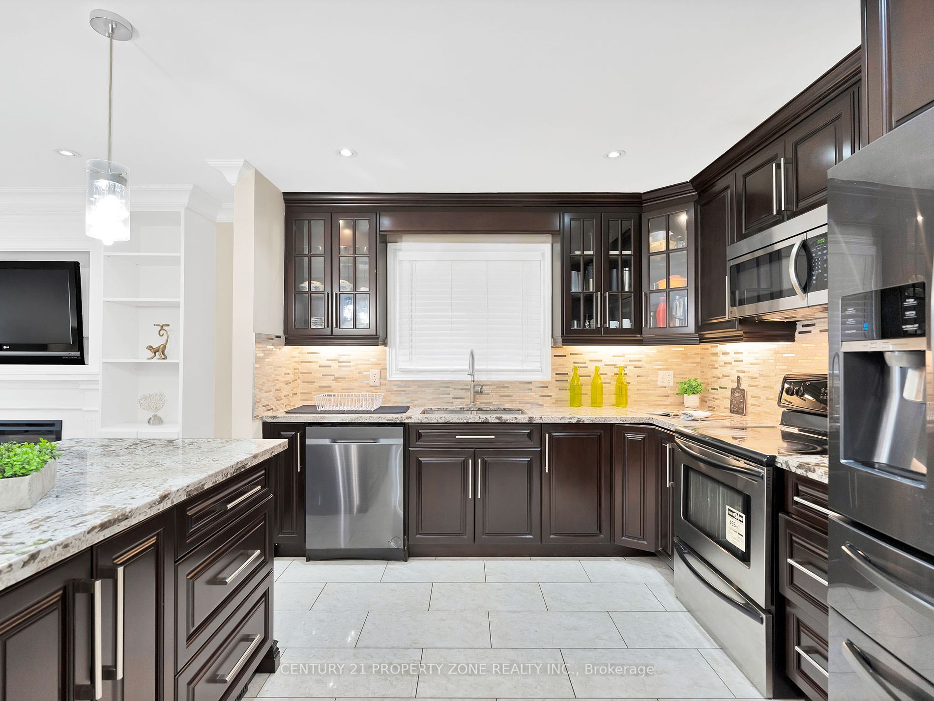 58 Schubert Cres