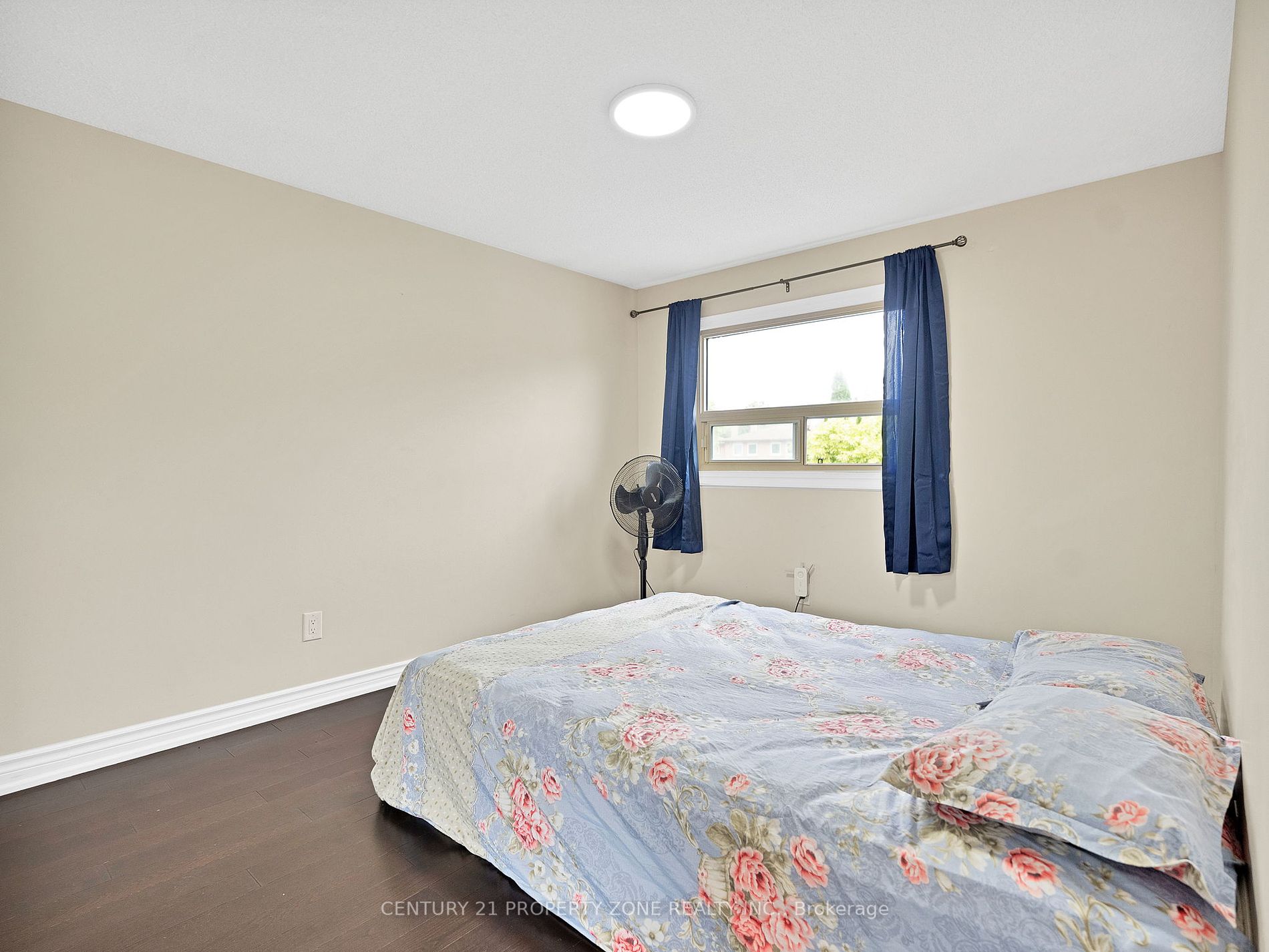 58 Schubert Cres