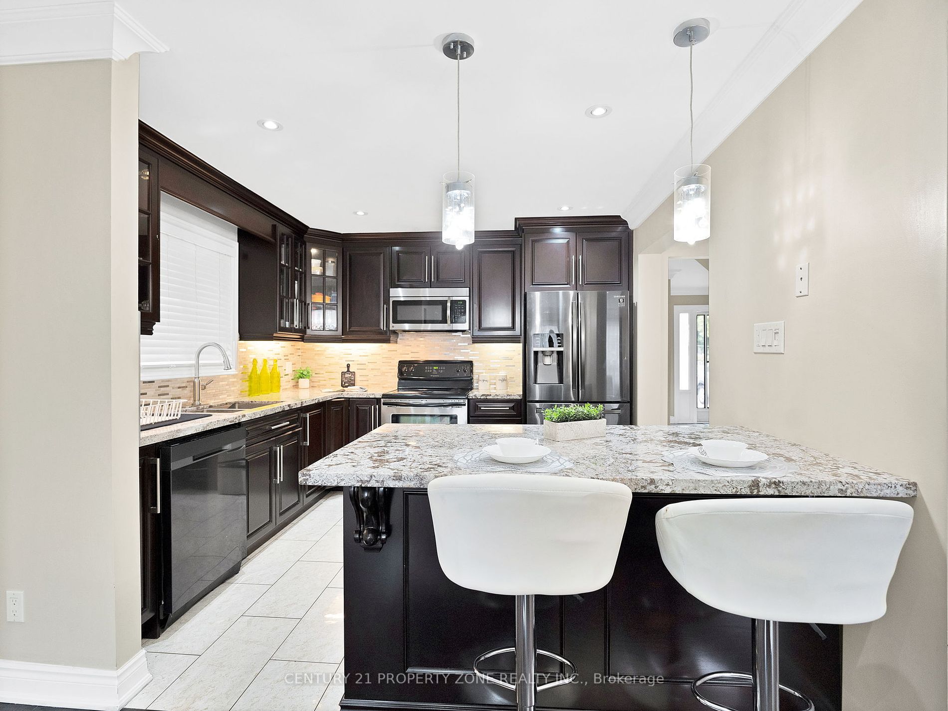 58 Schubert Cres