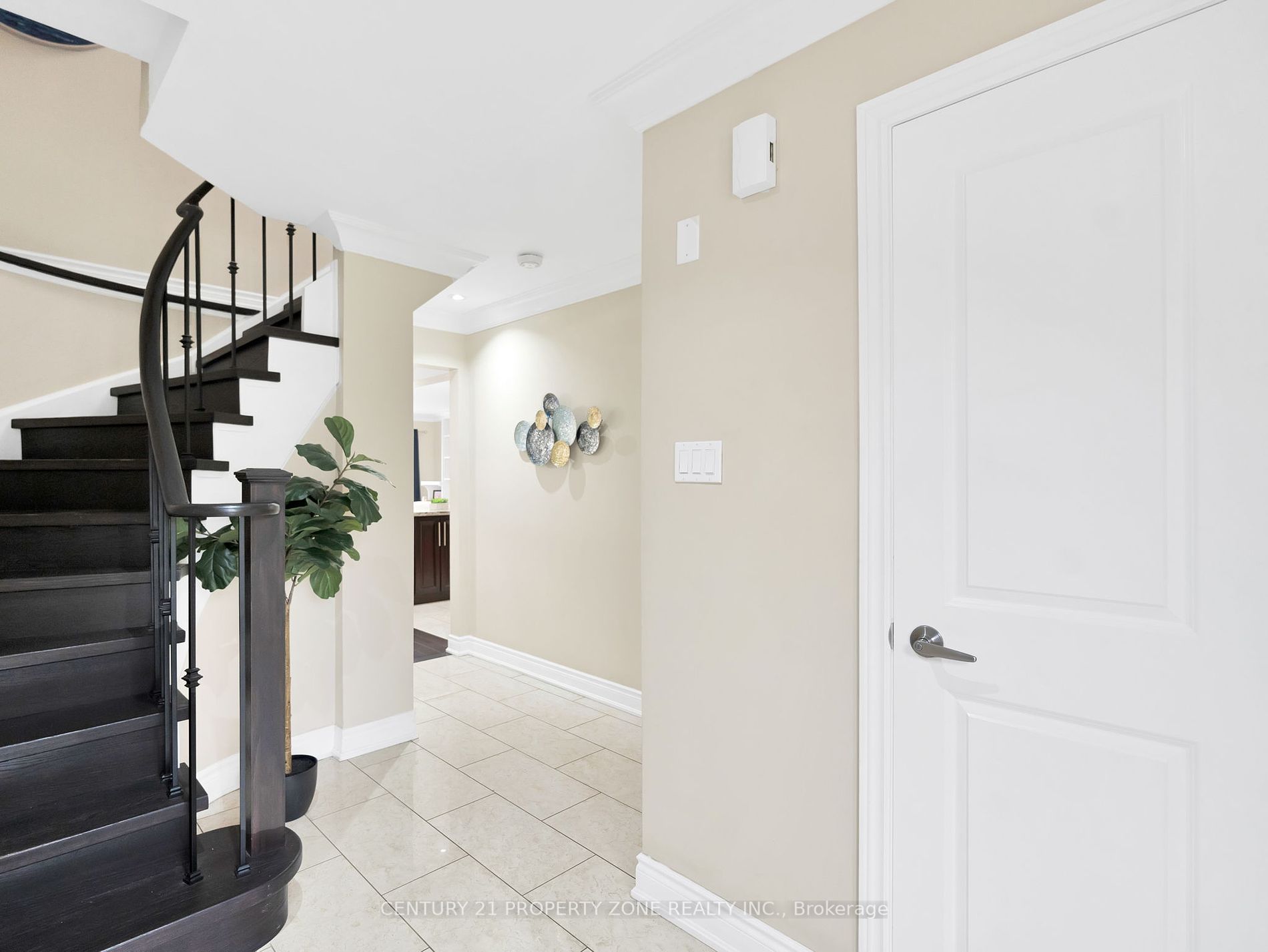 58 Schubert Cres