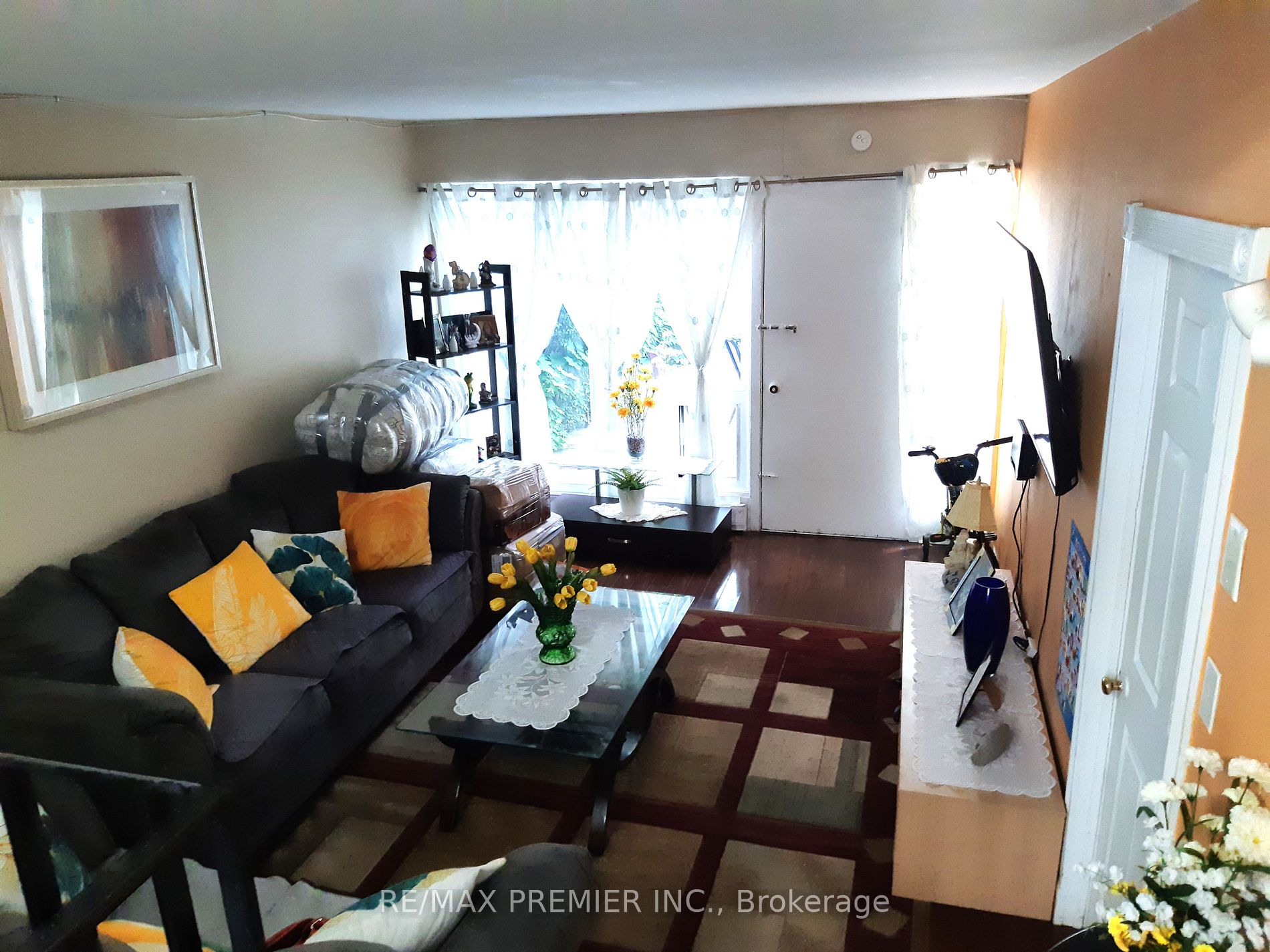 61 Driftwood Avenue, #7