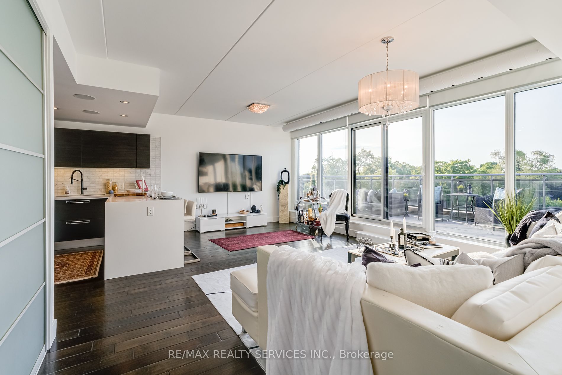 588 Annette Street, #503