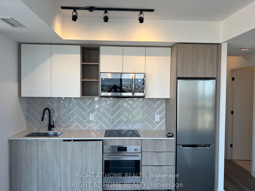 36 Zorra Street #2303
