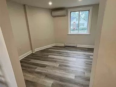 18 Ewing Street #1