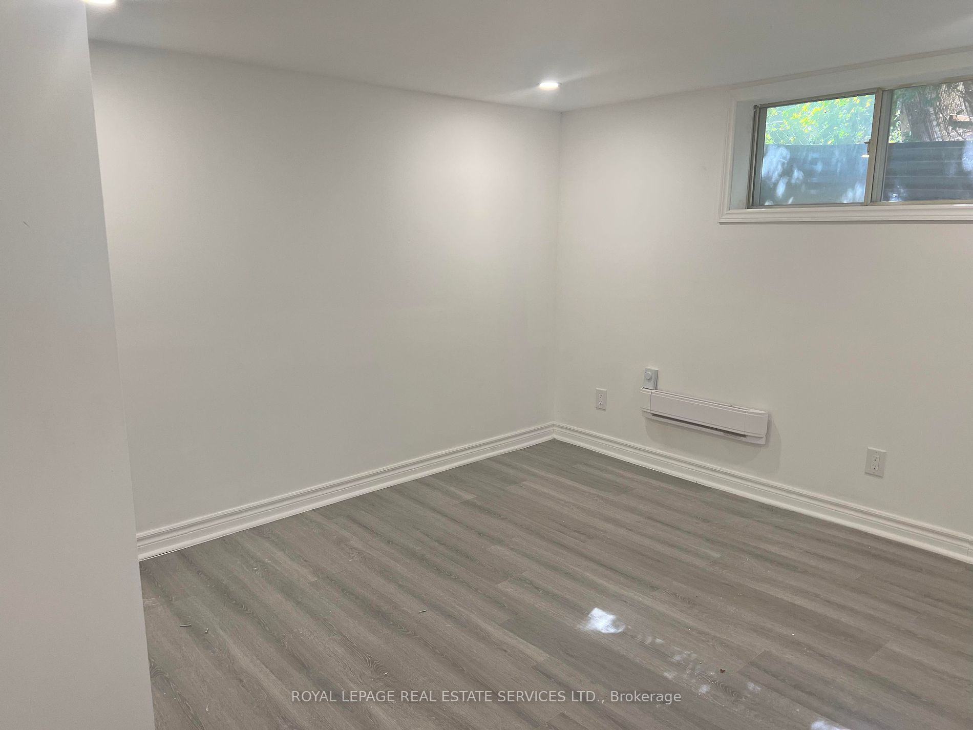 18 Ewing Street #1