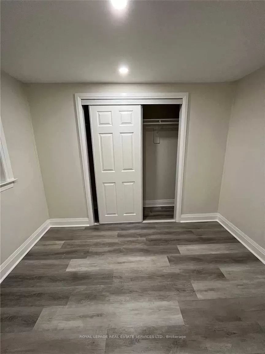 18 Ewing Street #1