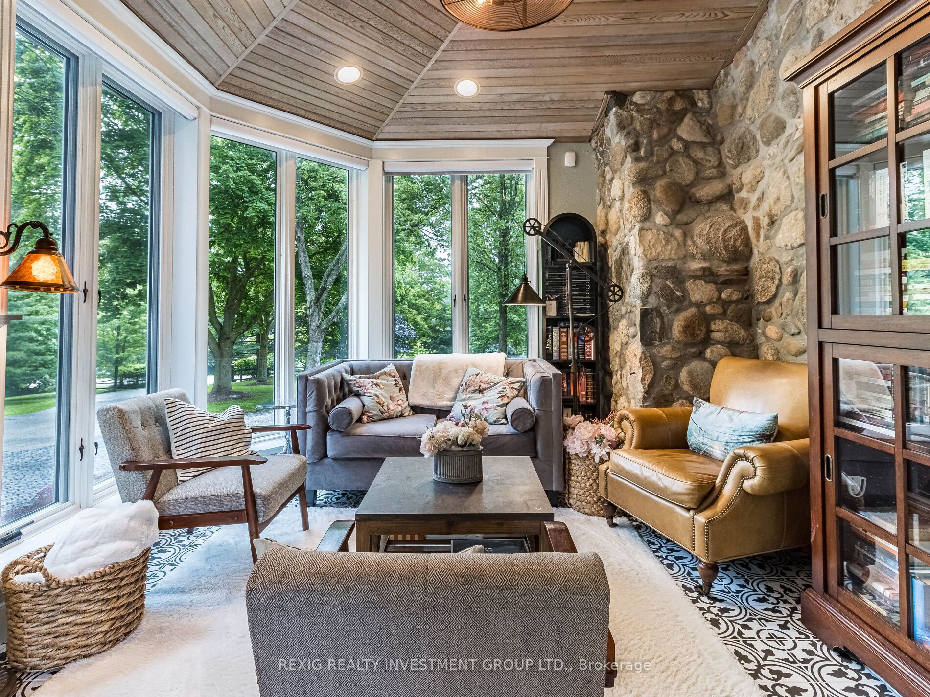 27 Cedar Drive