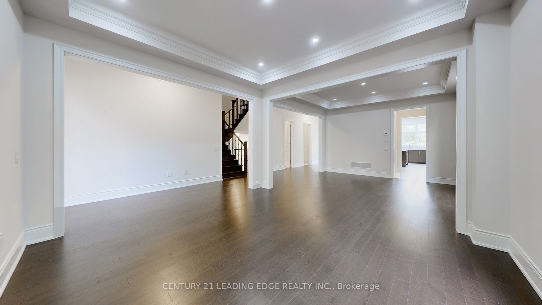 55 Raspberry Ridge Avenue
