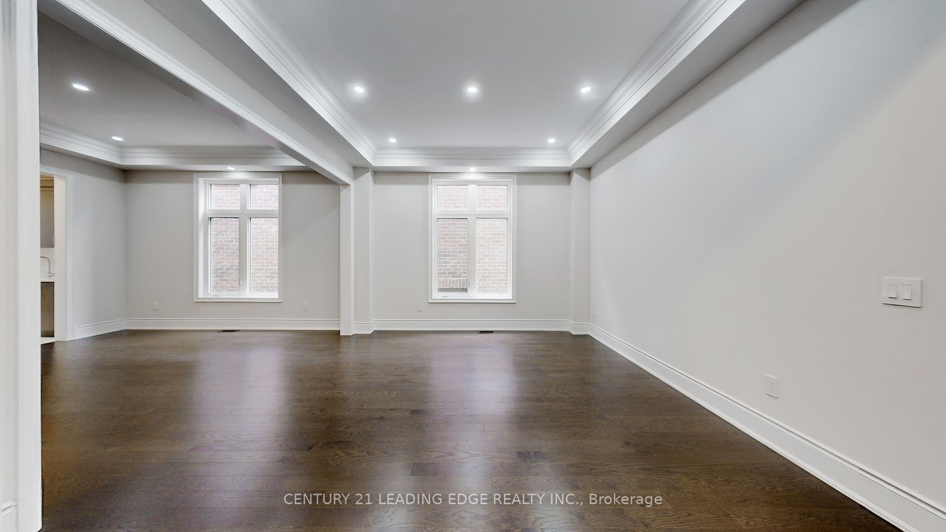 55 Raspberry Ridge Avenue