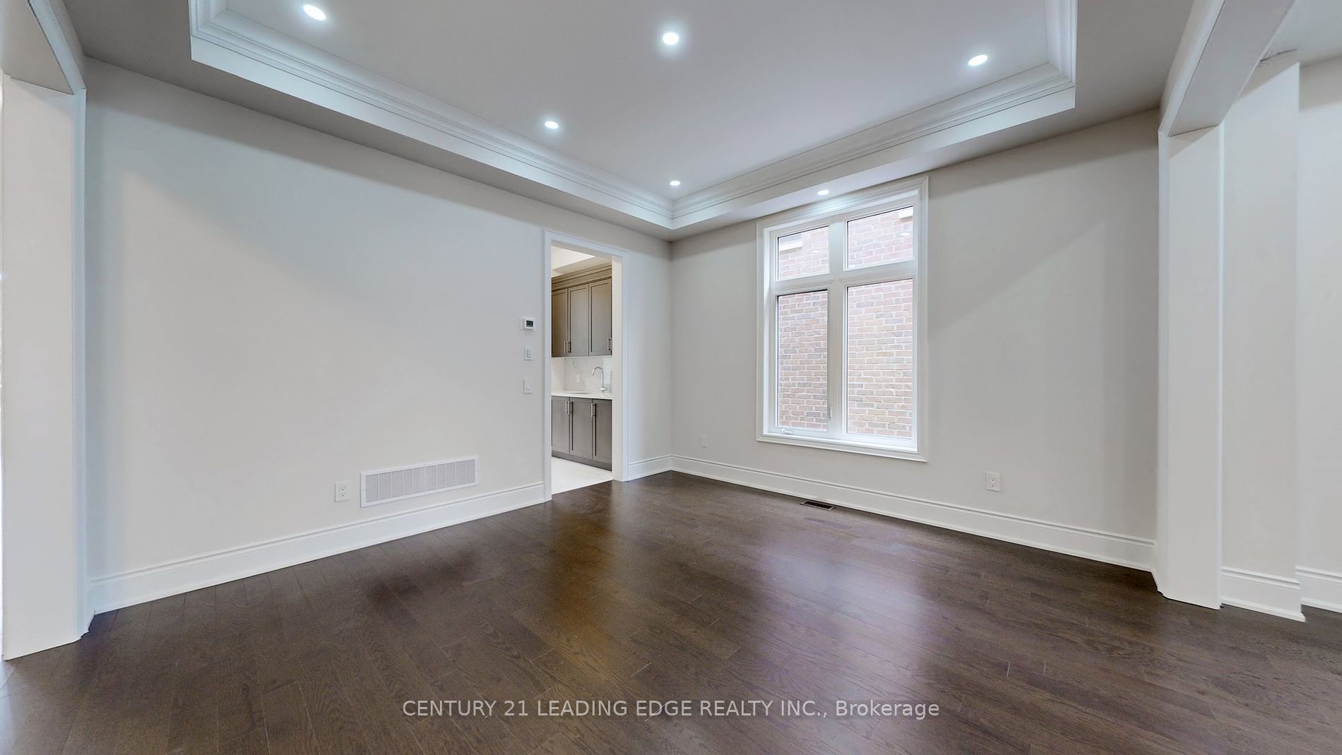 55 Raspberry Ridge Avenue