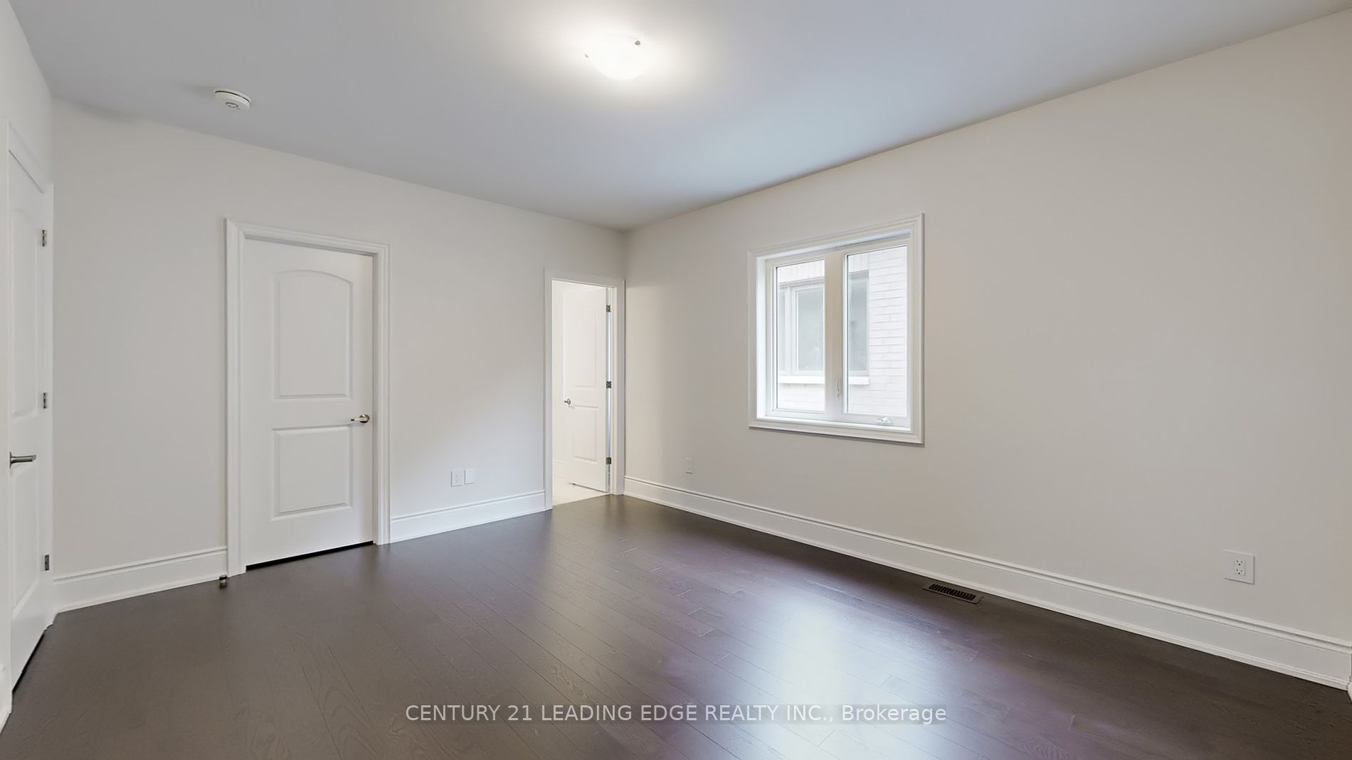 55 Raspberry Ridge Avenue
