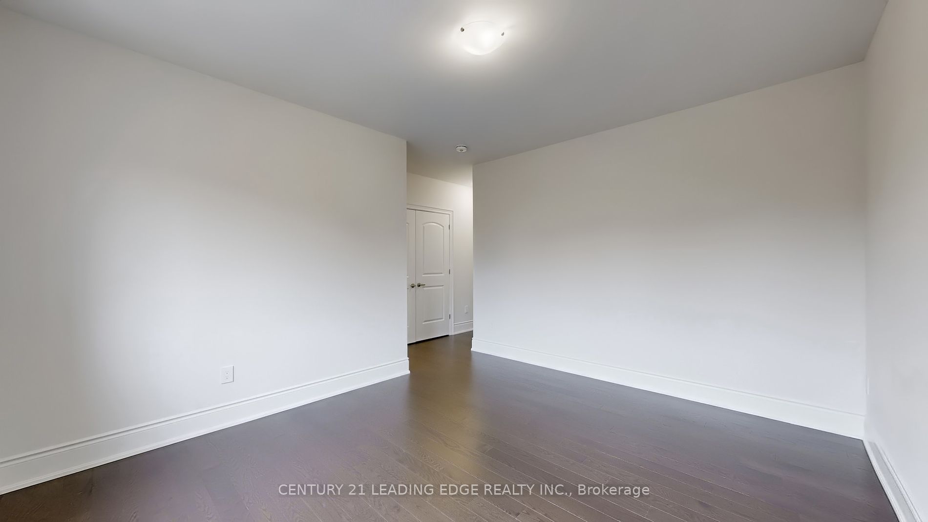 55 Raspberry Ridge Avenue
