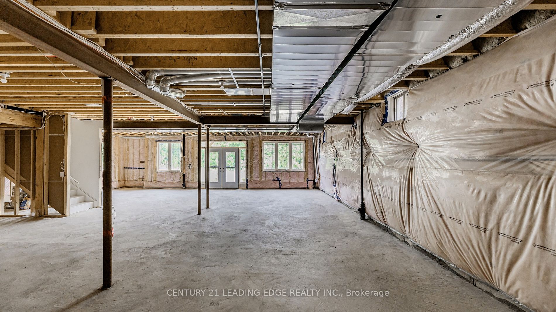 55 Raspberry Ridge Avenue