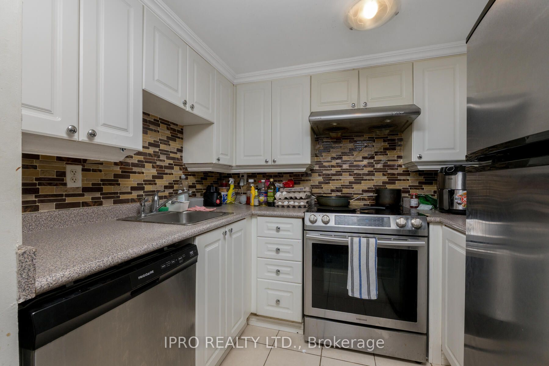 1530 Weston Rd, #204