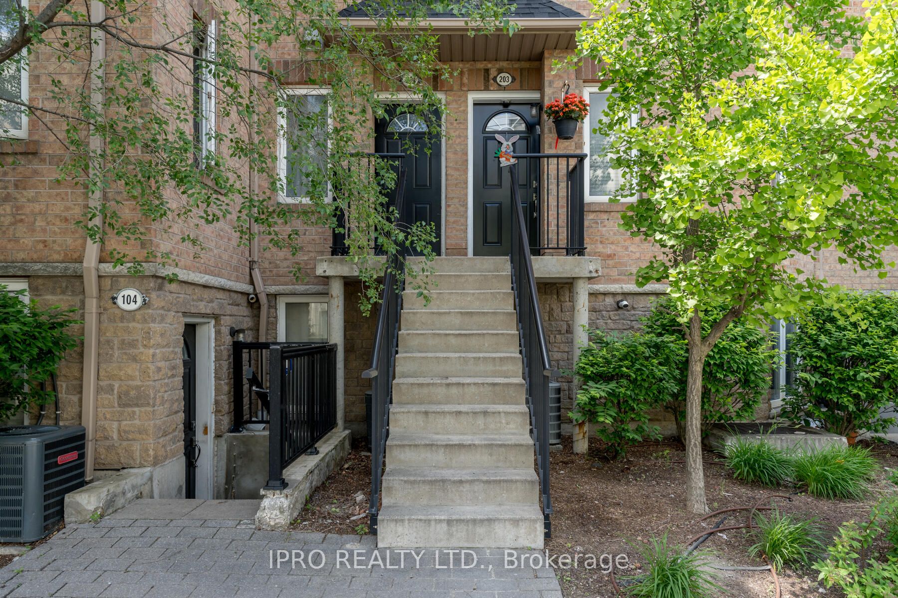 1530 Weston Rd, #204