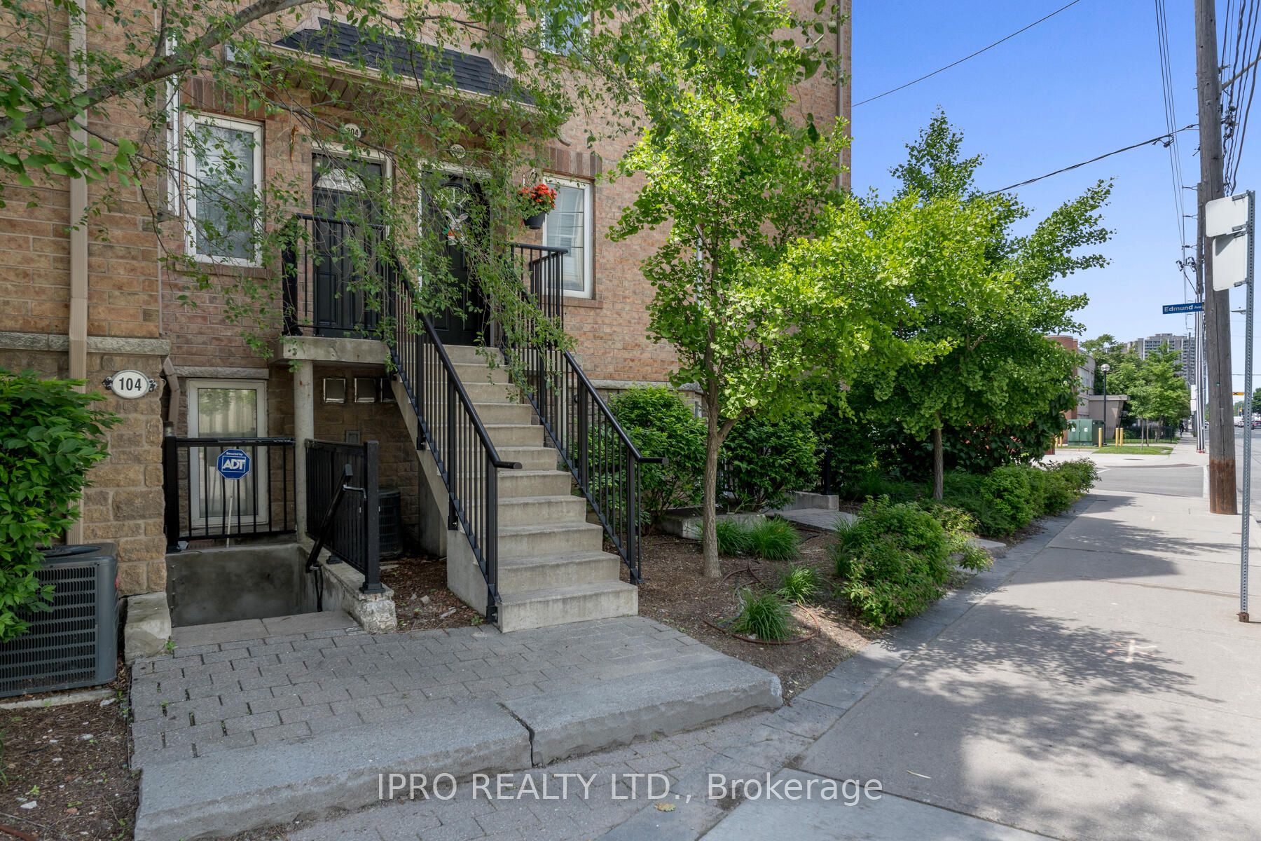 1530 Weston Rd, #204
