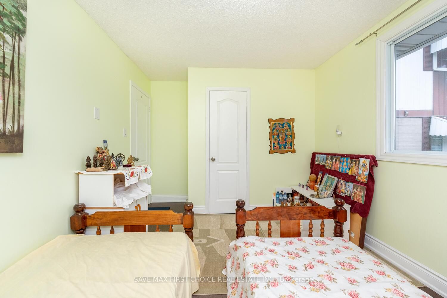 17 Haley Crt