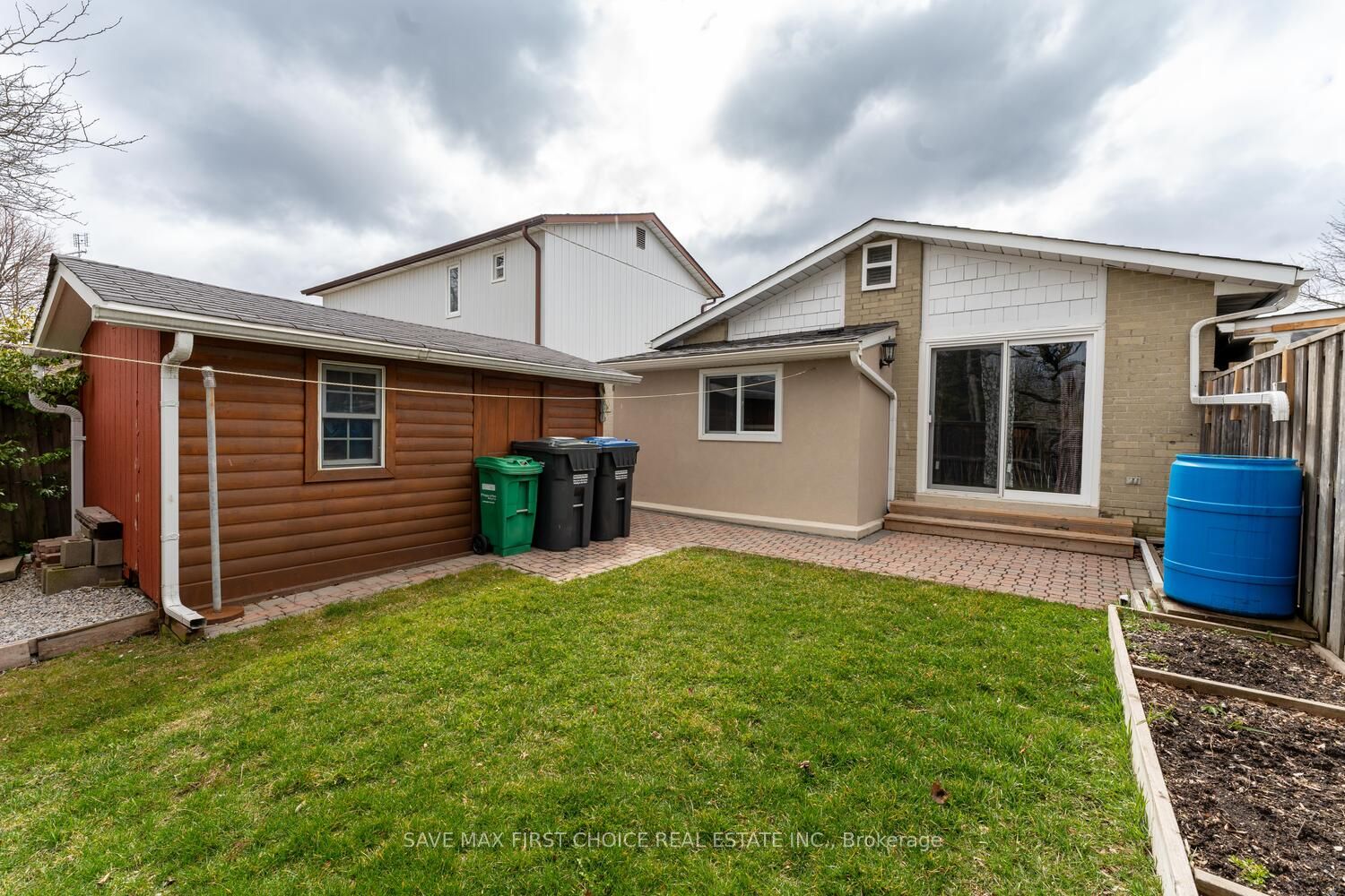 17 Haley Crt