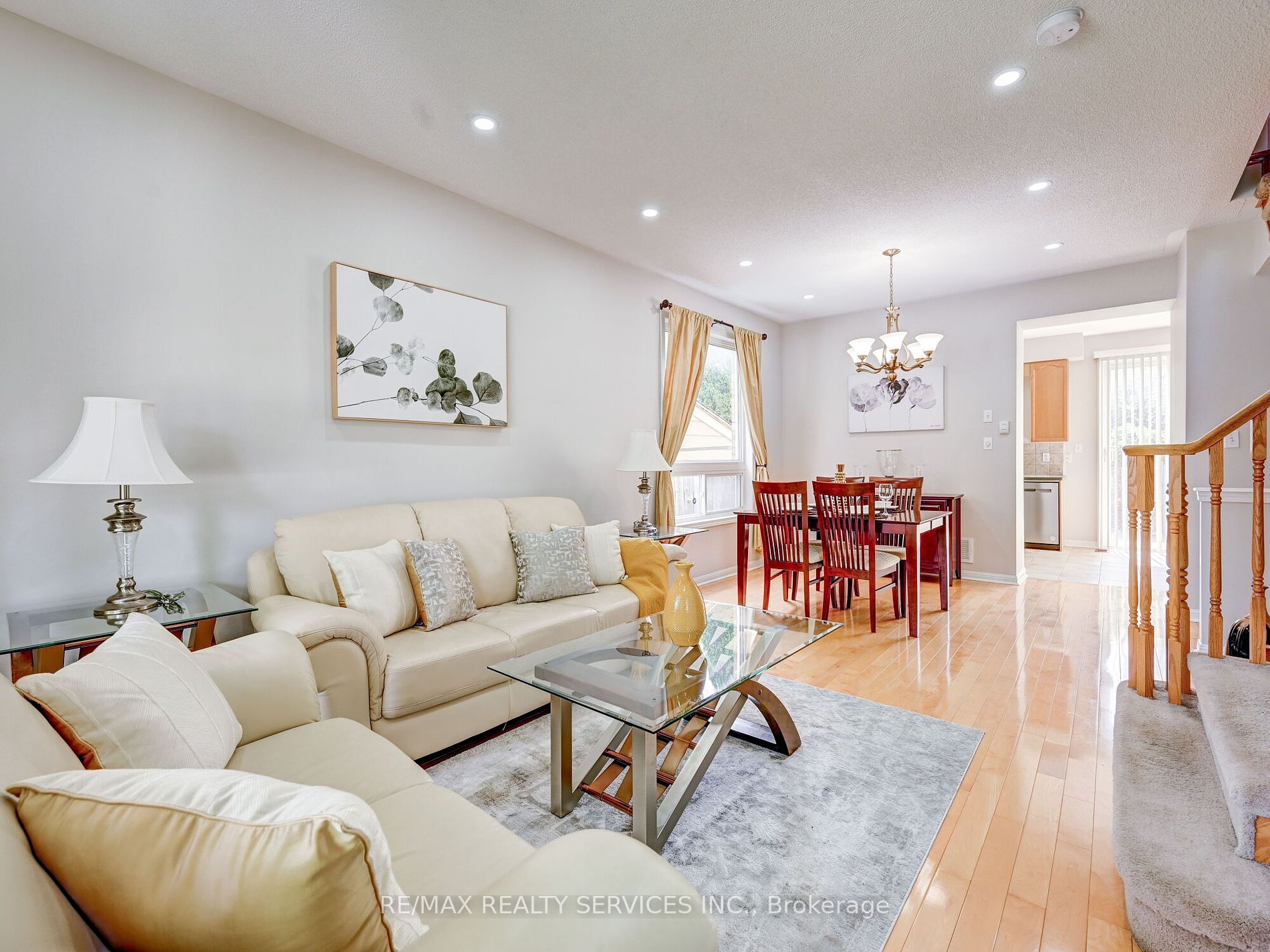 65 Sugarhill Dr
