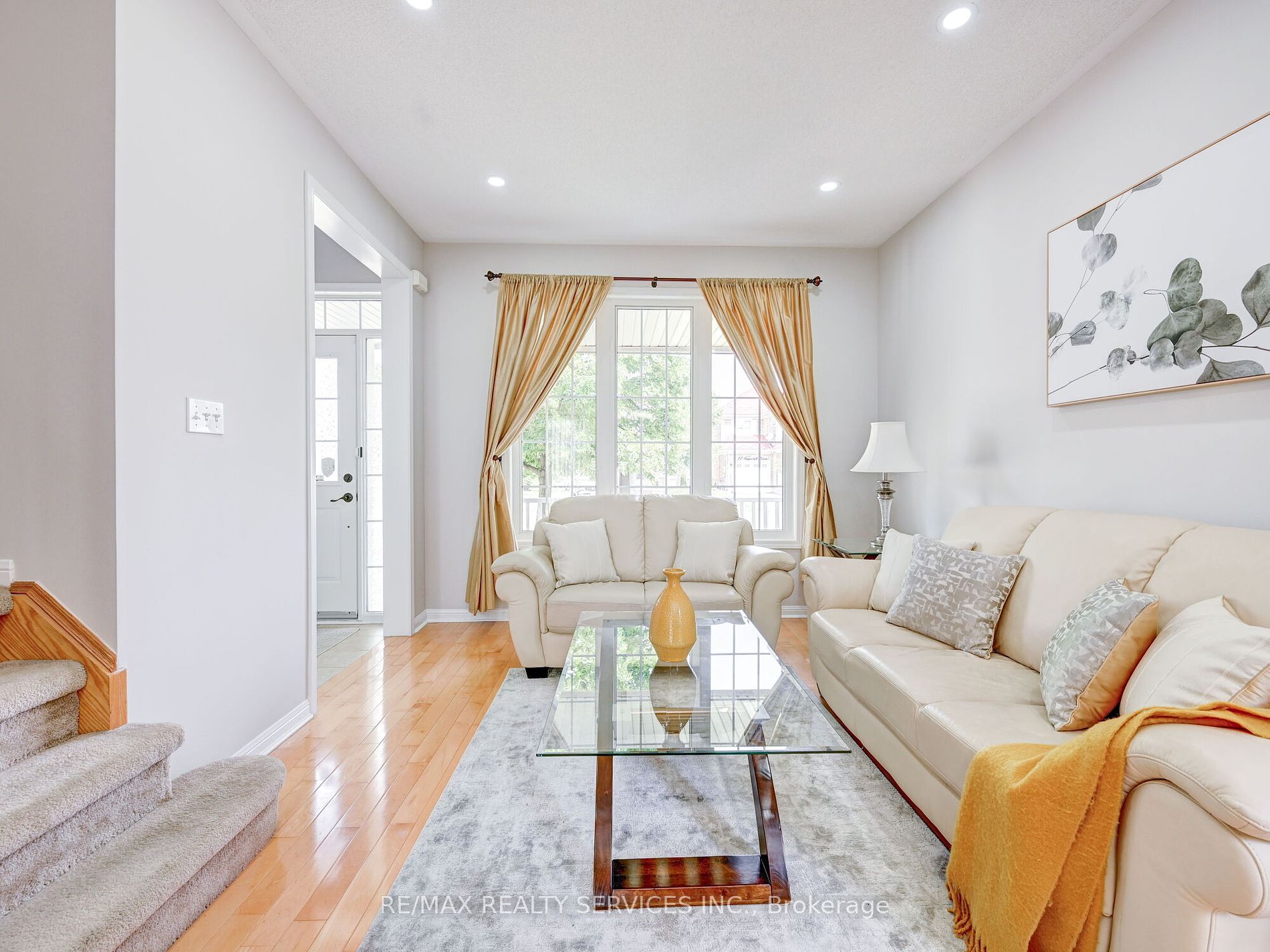 65 Sugarhill Dr