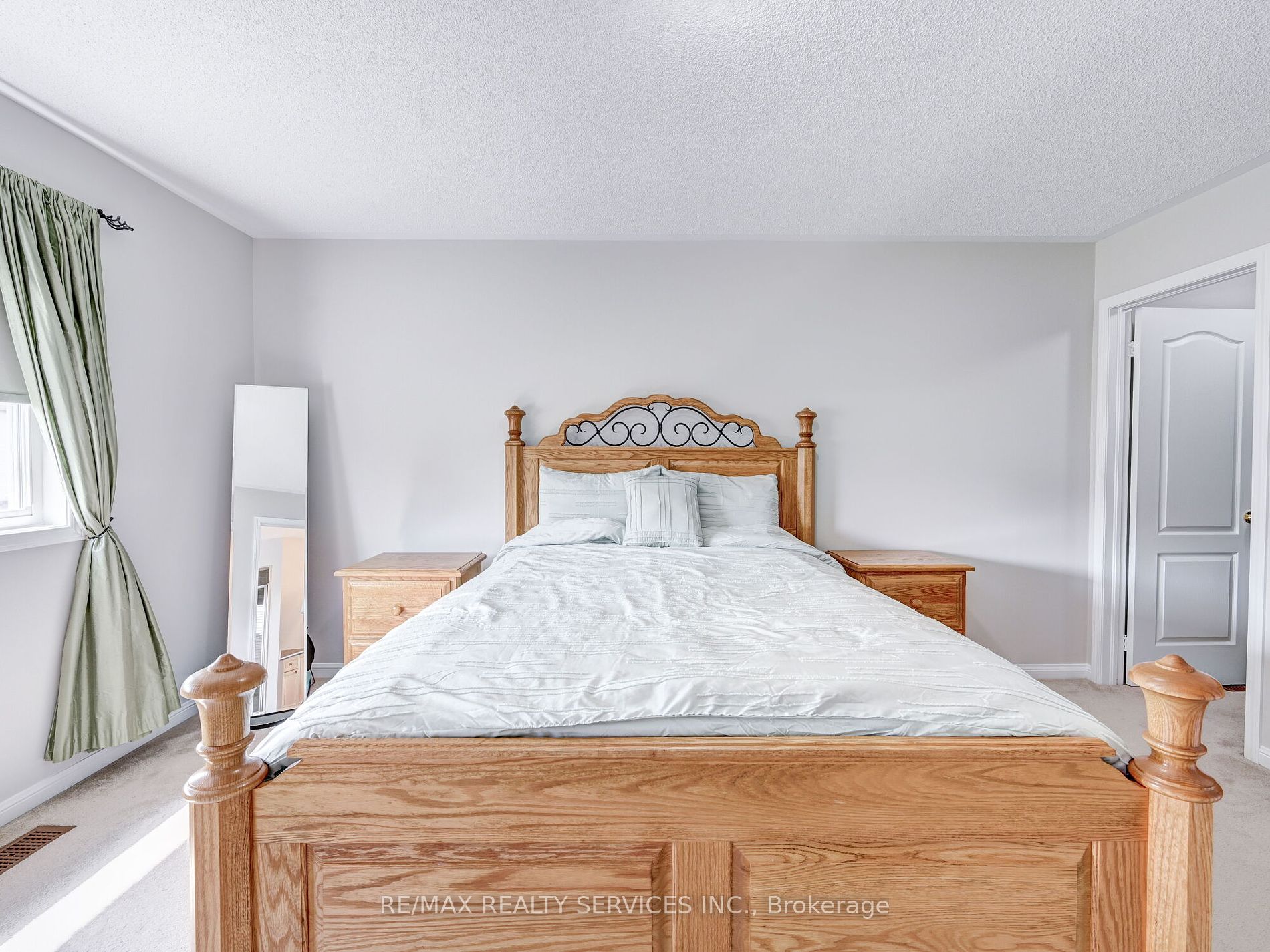 65 Sugarhill Dr