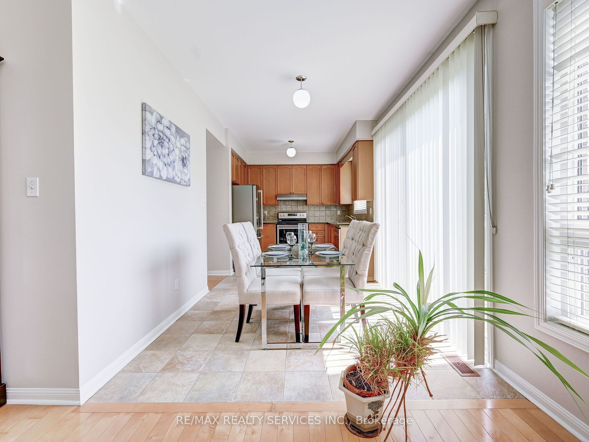65 Sugarhill Dr