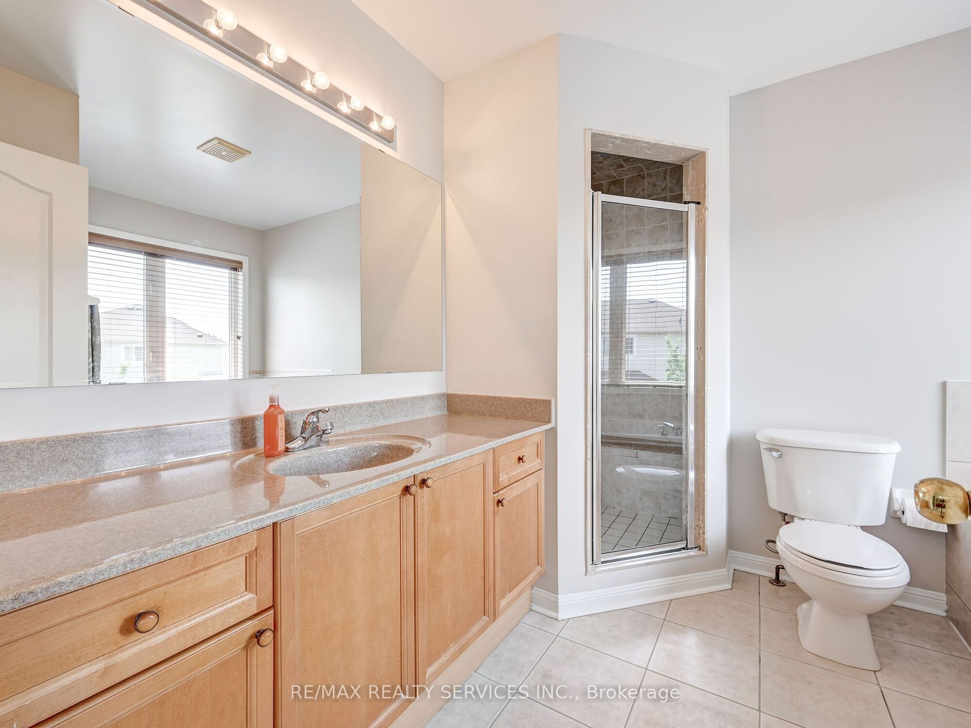 65 Sugarhill Dr