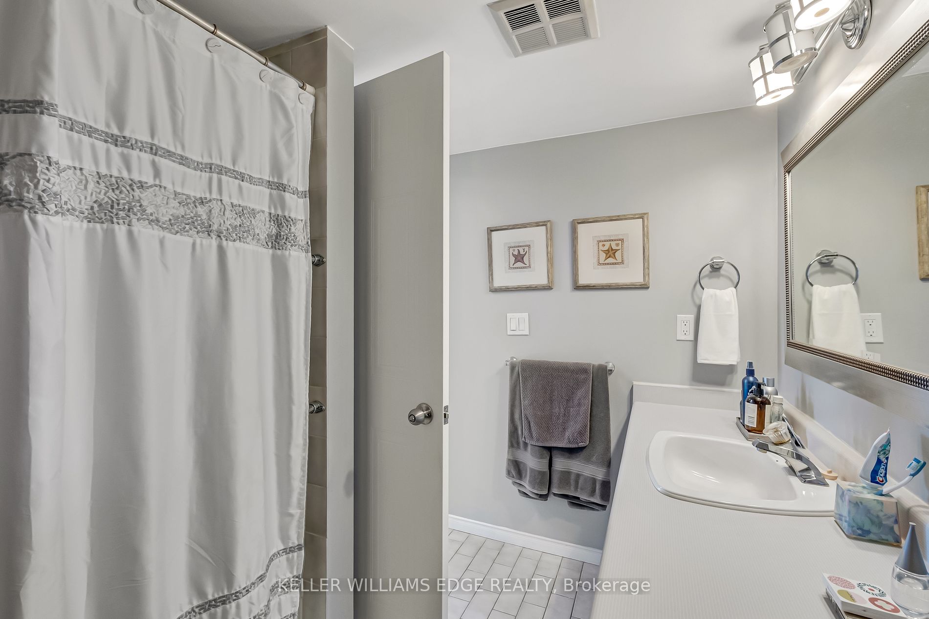1270 Maple Crossing Blvd, #1702