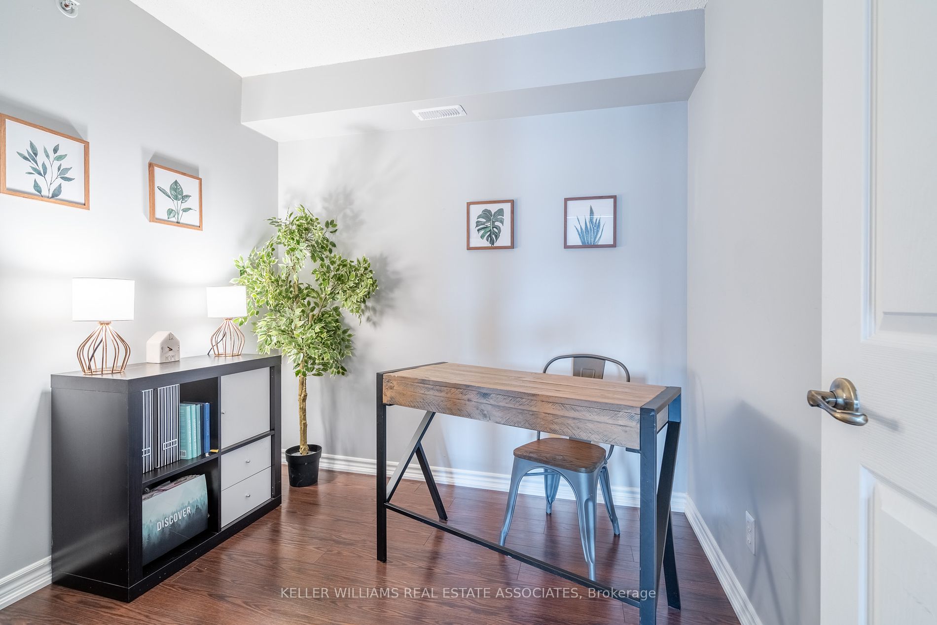 1490 Bishops Gate, #408