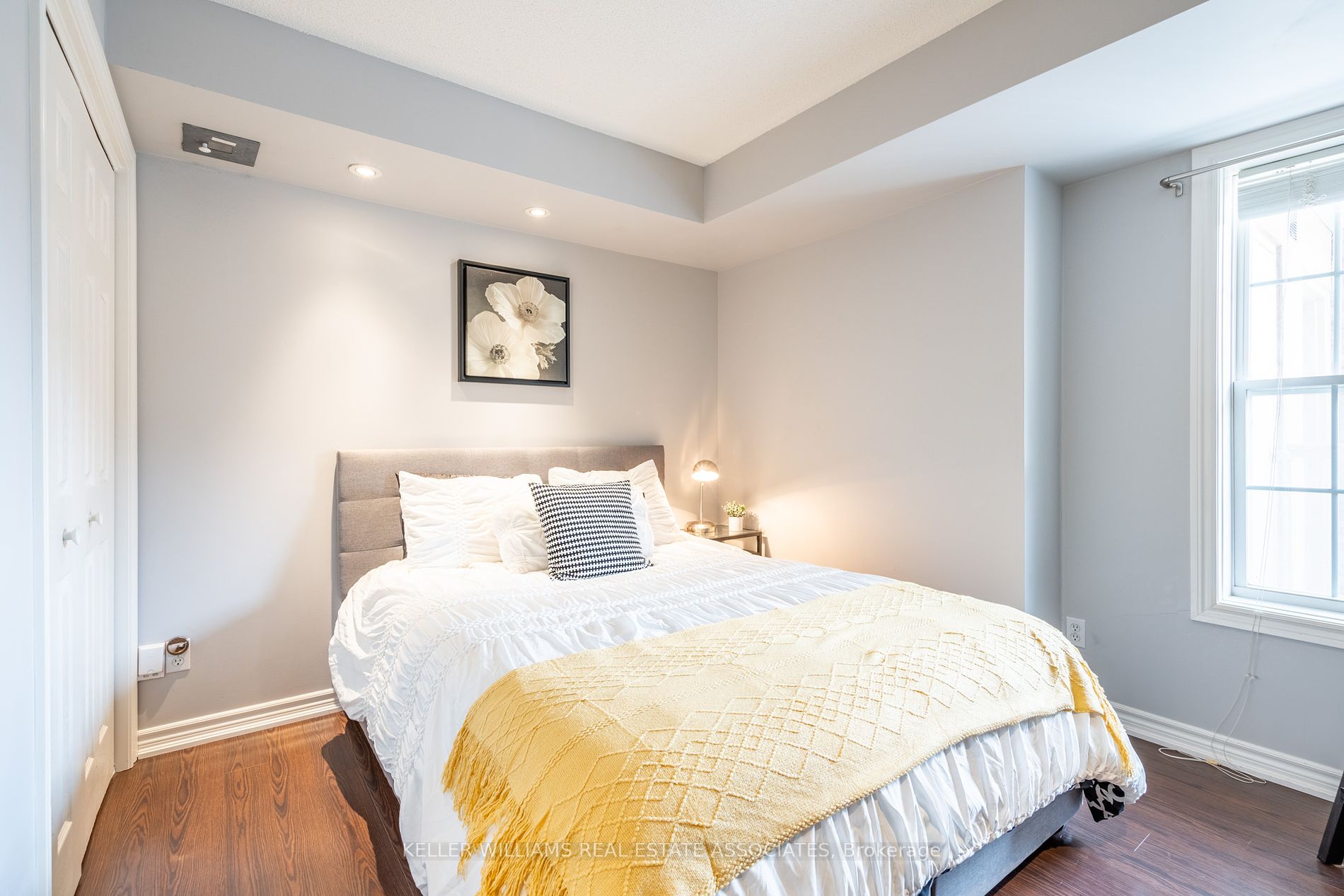1490 Bishops Gate, #408