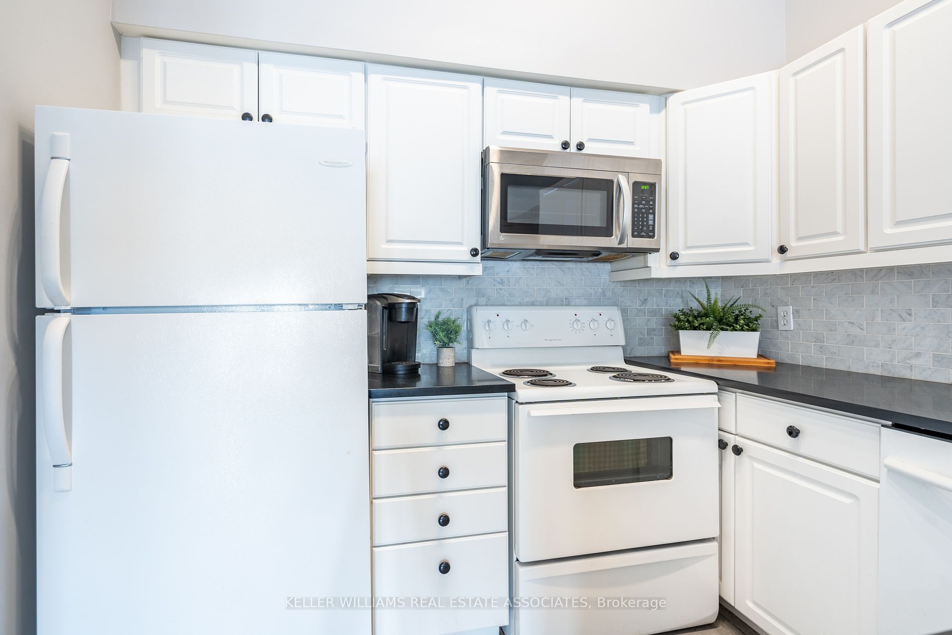 1490 Bishops Gate, #408