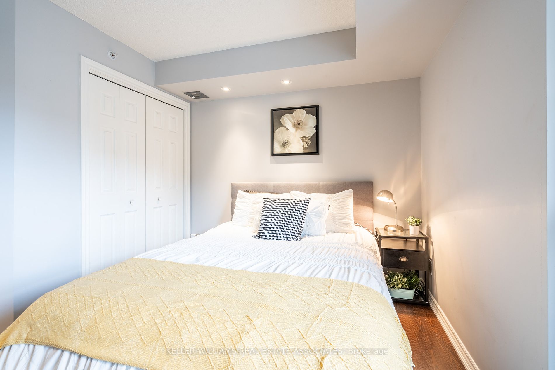 1490 Bishops Gate, #408
