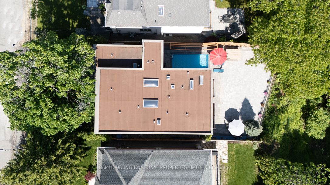 46 Ravenscrest Dr