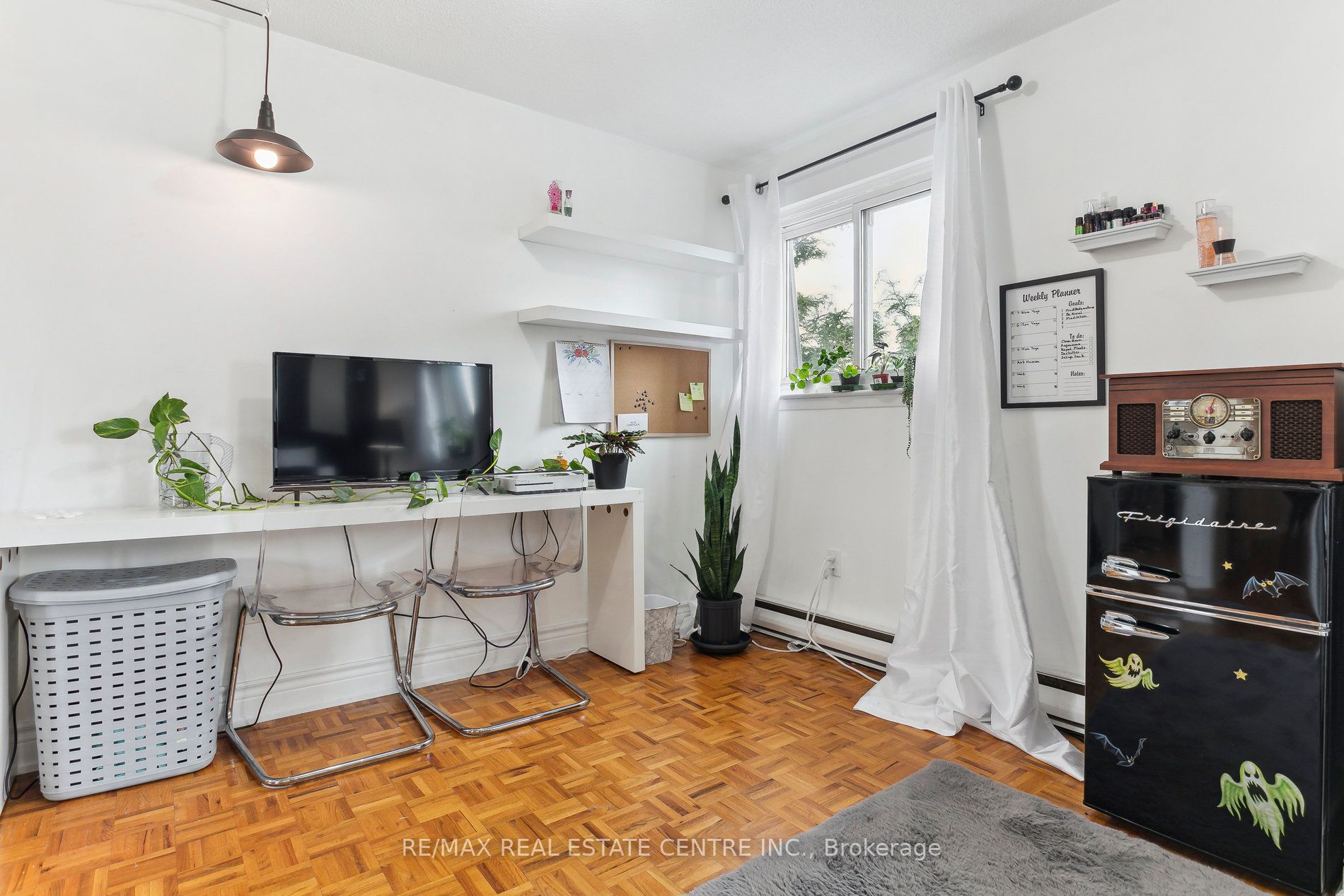 94 Darras Crt, #77