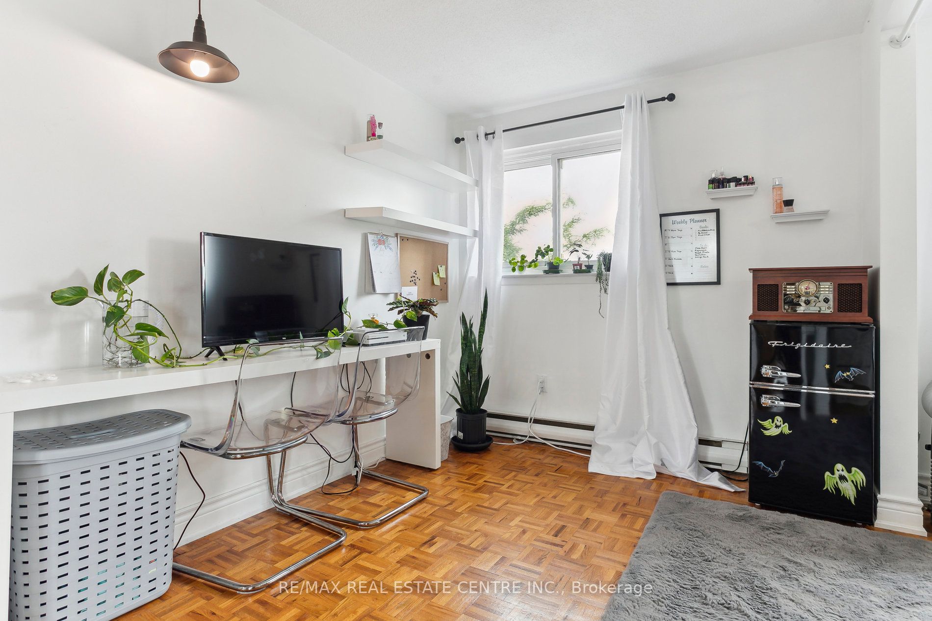 94 Darras Crt, #77
